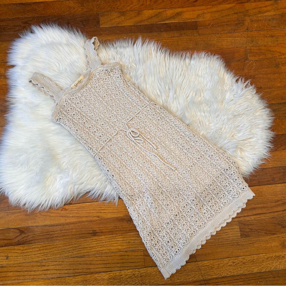 Jessica Simpson Beige Crochet Sleeveless Dress; size XS